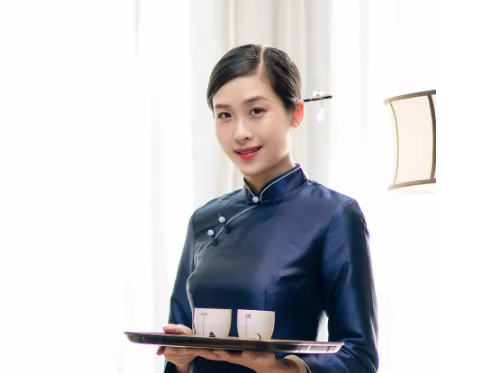 這個(gè)世界，正在悄悄獎(jiǎng)勵(lì)那些敬業(yè)的人